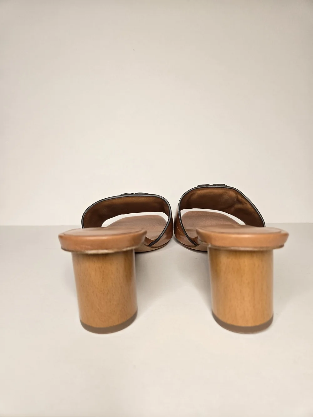 Tory Burch Ines Heeled Mule Tan Leather Logo Slip On Open Toe Women Size 6.5M